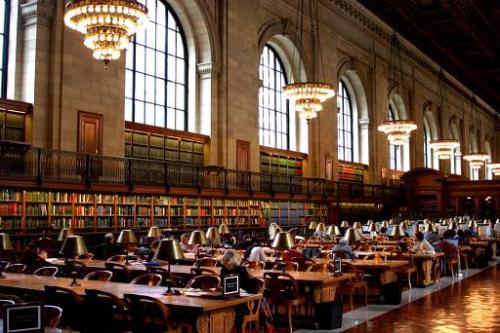 This is the place where I spent long and fruitful hours full of exciting discoveries, the New York Public Library reading room in the heart of Manhattan. 